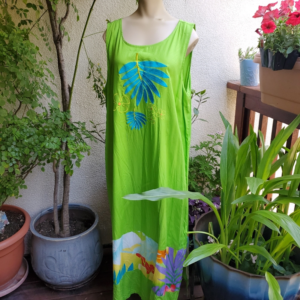 Tropical Green Maxi Dress with Leaf Print